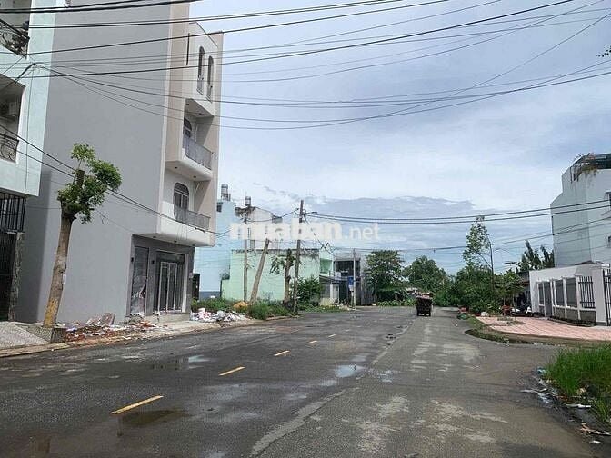 Nền góc 5 x 20 khu dân cư lê bôi