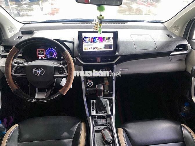 Toyota Veloz Cross 2022 CVT Top - 67000 km