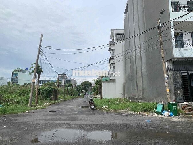 Nền góc 5 x 20 khu dân cư lê bôi