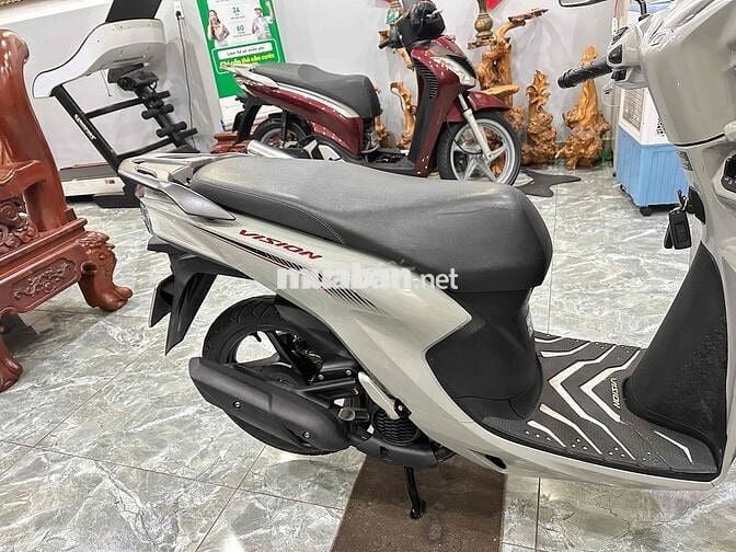 Vision bánh lớn 2023