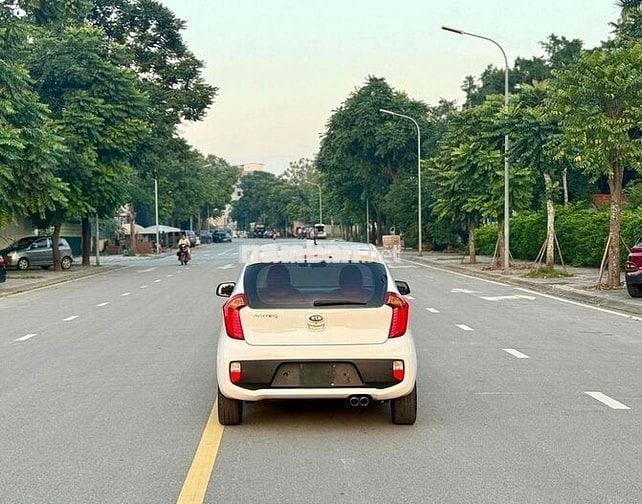 Kia Morning Sport 1.0 AT 2011