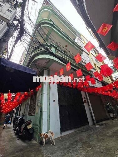 Bán nhà Lê Văn Lương, Cầu Giấy lô góc ô tô 35m 10 tỷ