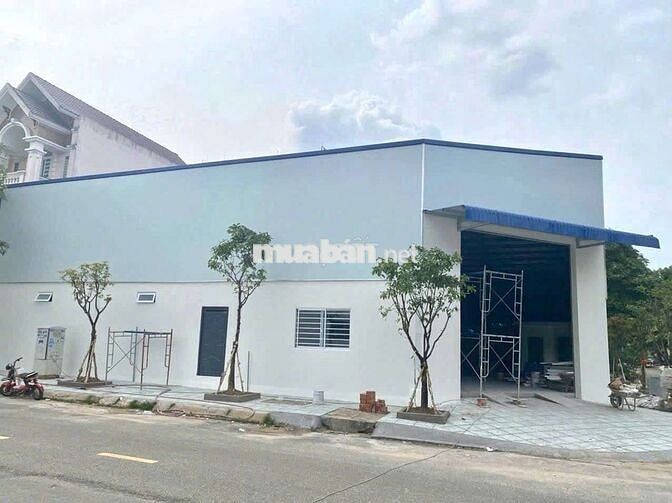 Cho thủe kho mơid gần trung tâm hành chính dĩ an