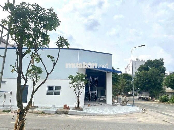 Cho thủe kho mơid gần trung tâm hành chính dĩ an