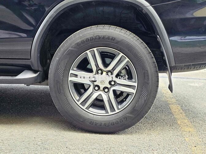 Toyota Fortuner 2.4G AT xe chất đẹp xhd được