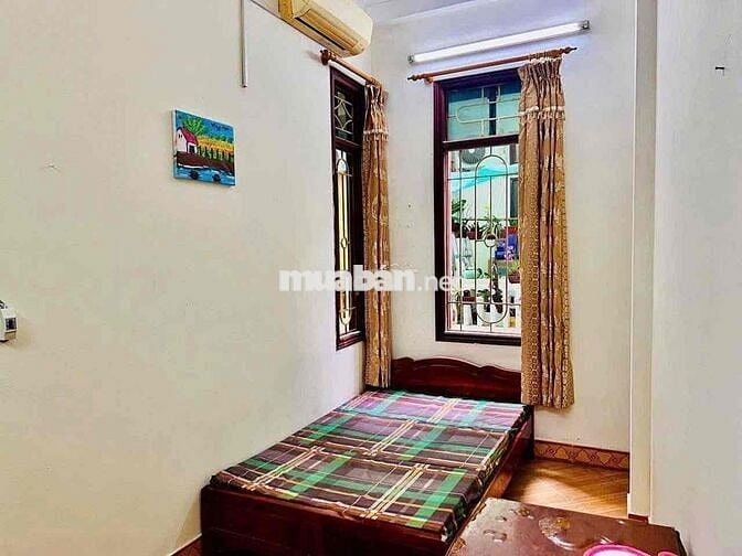 Bán nhà Lê Văn Lương, Cầu Giấy lô góc ô tô 35m 10 tỷ