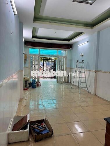 Bán nhà 4❌20m 3 tầng đường 30m KDC Cao Lỗ P4Q8