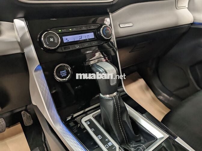 Toyota Veloz Cross 2022 CVT Top - 113000 km