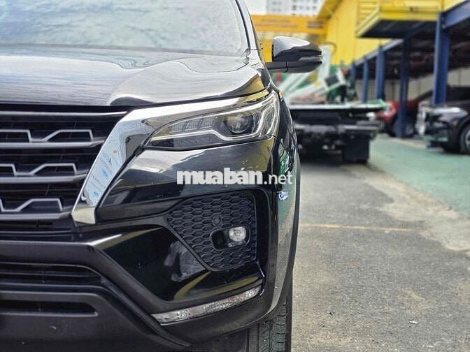 Toyota Fortuner 2.4G AT xe chất đẹp xhd được