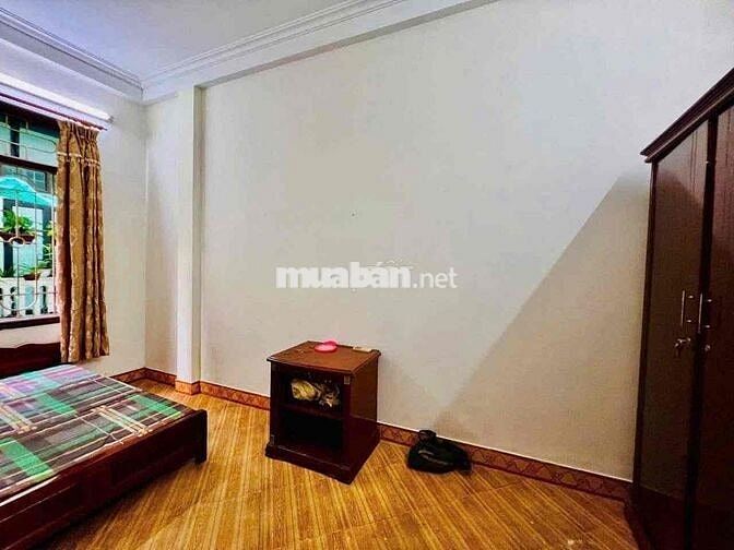 Bán nhà Lê Văn Lương, Cầu Giấy lô góc ô tô 35m 10 tỷ