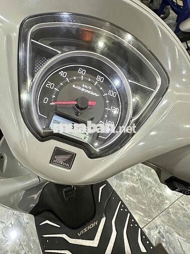 Vision bánh lớn 2023