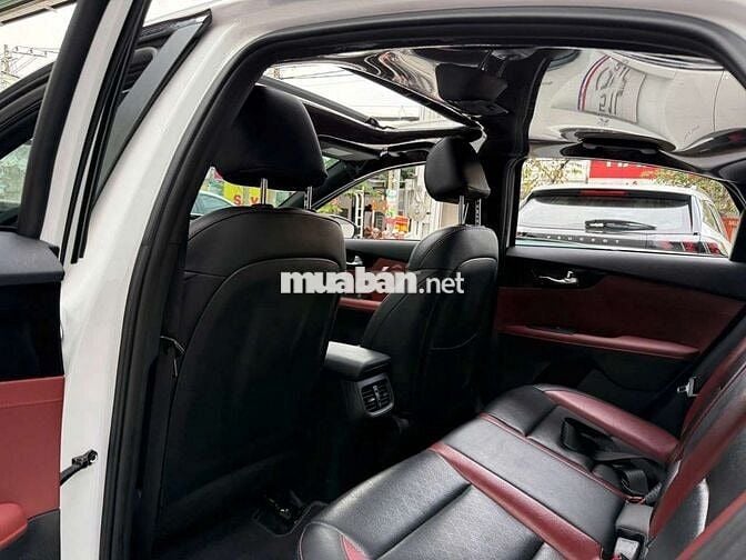 Kia cerato 2.0L - 24000 km