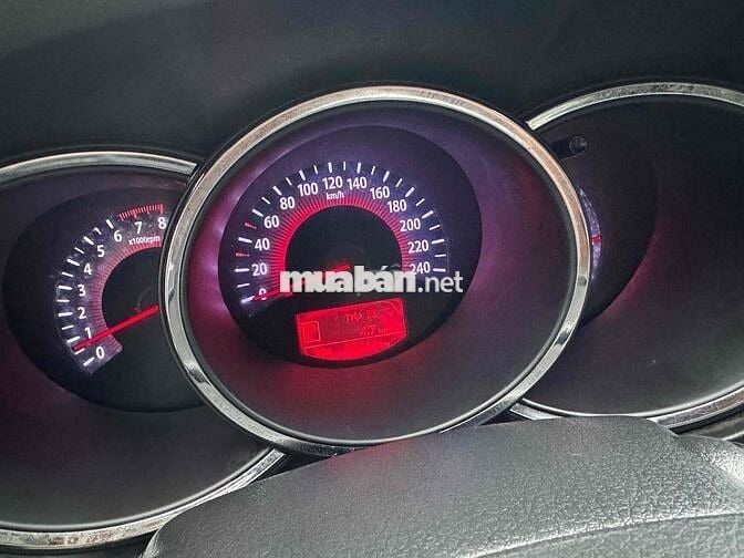 Kia Sorento 2011 GAT 2.4L 2WD - 92000 km ko lỗi