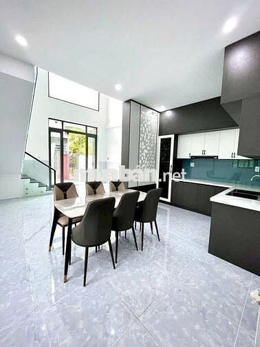 NHÀ 1 LẦU NGAY FIVE STAR 5 SAO - 100M2- SỔ HÒNG RIÊNG - ĐƯỜNG Ô TÔ