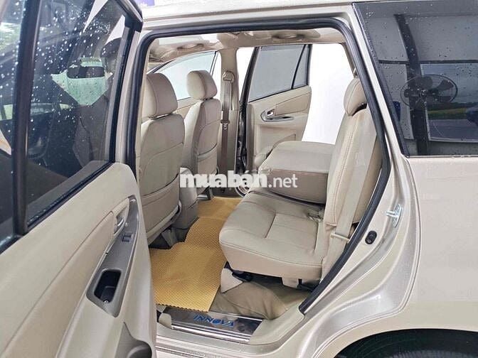 Toyota Innova 2014 E - 92000 km