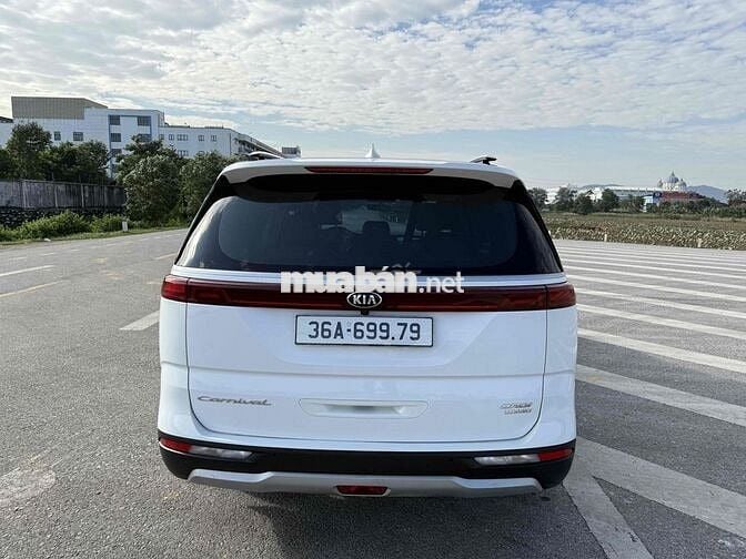 Kia Carnival 2021 2.2D Luxury - 99123 km