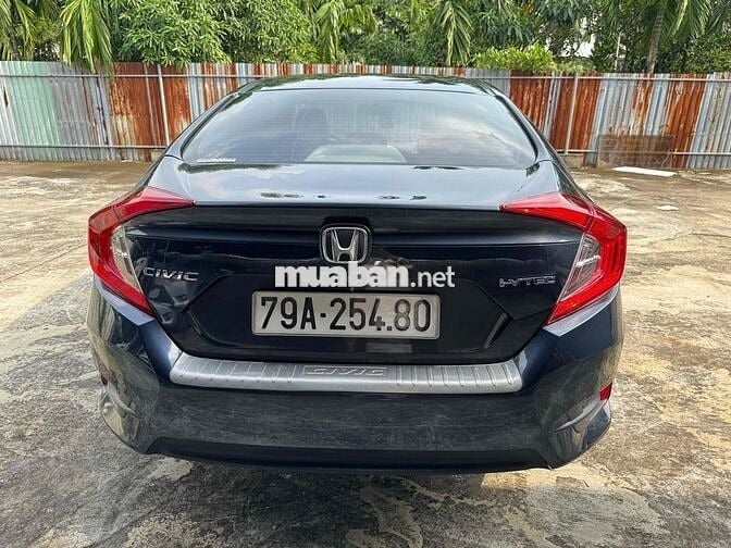 Honda Civic 2019 1.8G  - 72000 km xe cọp