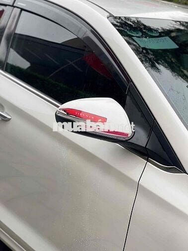 Hyundai Accent 2023 1.4 AT - 46000 km