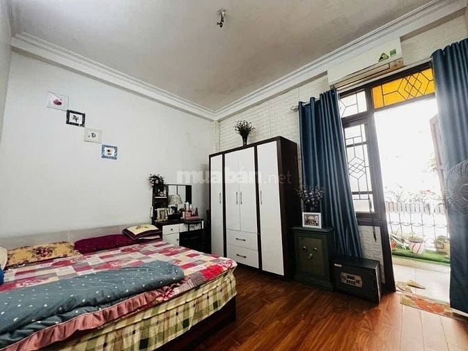 Mặt Phố Vương Thừa Vũ vỉa hè kinh doanh 52m/4 tầng 23.5 tỷ