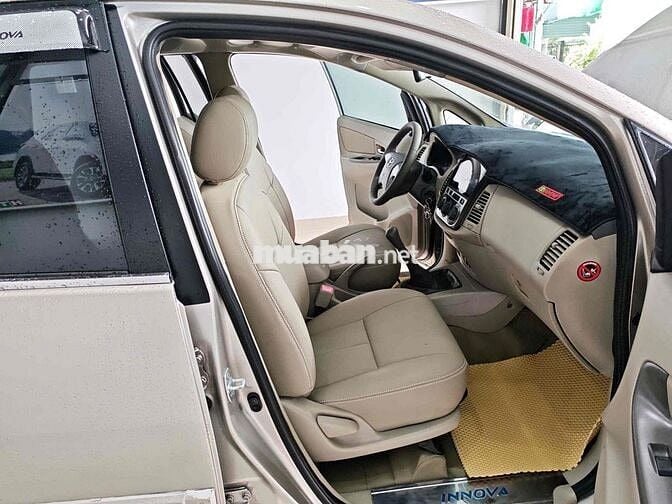 Toyota Innova 2014 E - 92000 km