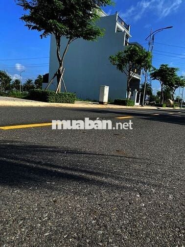 lô đất siêu hiếm shr nằm tại vị trí vàng chỉ cần 1 ty150 tr là sở hữu