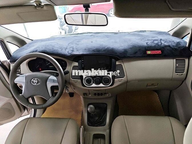 Toyota Innova 2014 E - 92000 km