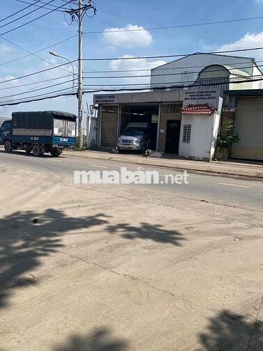 cho thuê kho xưởng đường lớn giá mềm