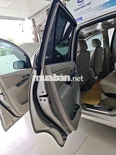 Toyota Innova 2014 E - 92000 km