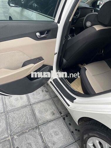 Hyundai Accent 2023 1.4 AT - 46000 km