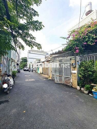 Bán đất 102m2, 6x27, full thổ cư, hẻm xe hơi Đ. Số 11, P. Trường Thọ