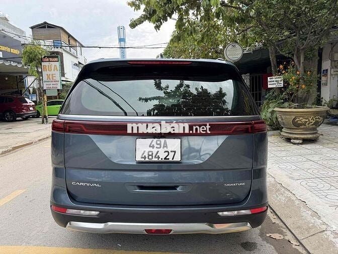 Kia Carnival 2023 Signature 2.2D Siêu mới