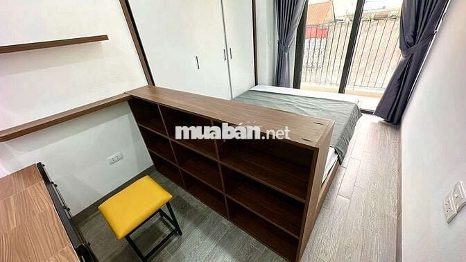 CCMN 30m2 Full đồ xịn sò. Ban công thoáng tại Quan Nhân