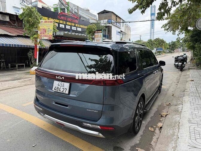 Kia Carnival 2023 Signature 2.2D Siêu mới