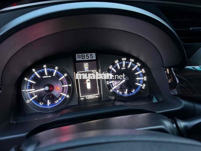 Toyota Innova 2018 2.0G - 120000 km