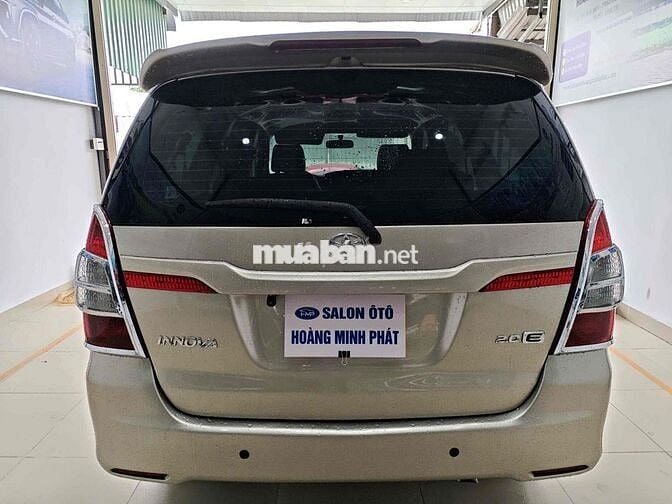 Toyota Innova 2014 E - 92000 km