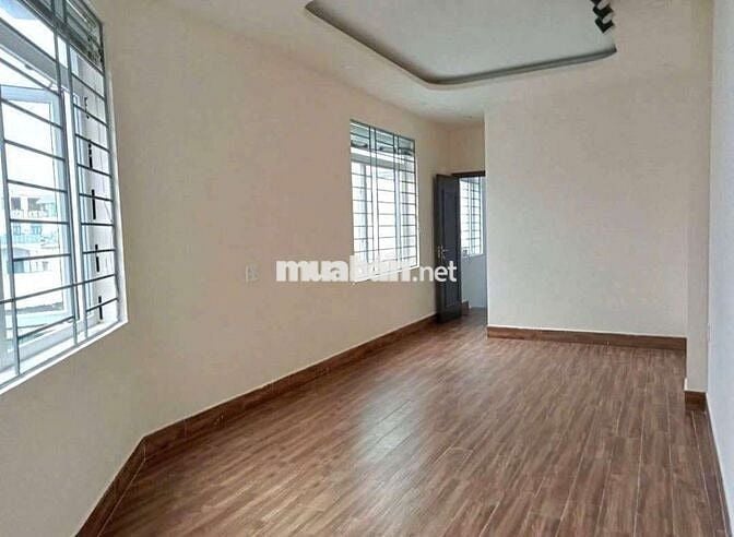 Cho thuê nguyên căn mới đẹp, 3pn, căn góc hẻm1/ Nguyễn tư Giản P12 GV