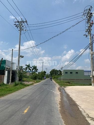 Chủ cần tiền trả nợ cho con út bán-Đức Hòa Thượng 7x32 ,224m2,850 tr