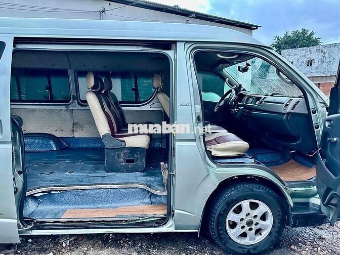 Toyota Hiace 2008 - 123 km