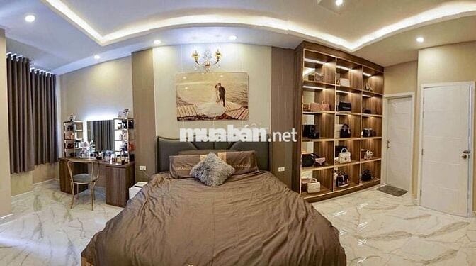 NHÀ 5 TẦNG TÔN ĐẢN- HẺM ĐẸP- 47m2 VUÔNG VỨC- CHỈ 7.35 TỶ