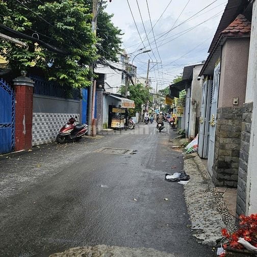 Cc gửi bán nhà hxh p11 bình thạnh giá 23,9 tỷ 