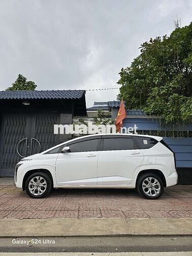 Hyundai Stargazer 2022 Tiêu chuẩn Trắng