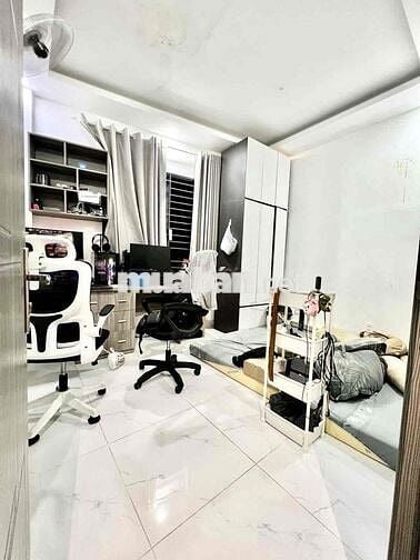 BÁN NHÀ TÂN BÌNH HXH, HĐT 20tr/ TH - 72m2 - 4X18 - 4 TẦNG CHỈ 8,5 T