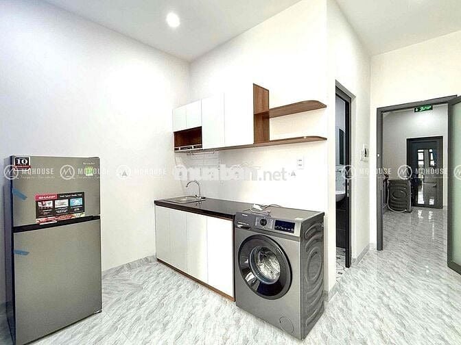CĂN HỘ BAN CÔNG FULL NỘI THẤT MÁY GIẶT RIÊNG NẰM GẦN ETOWN CỘNG HOÀ