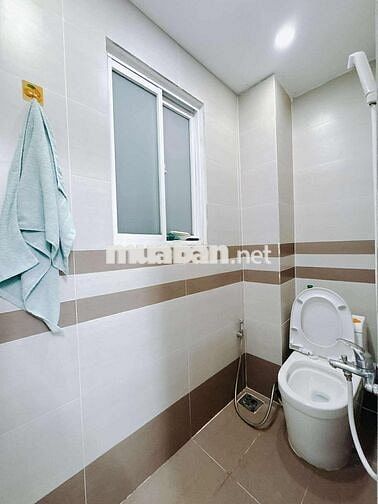 NHÀ NGUYỄN KHOÁI Q4- 3 LẦU ĐÚC - 32m2 - KO QH- CHỈ 4 TỶ NHỈNH