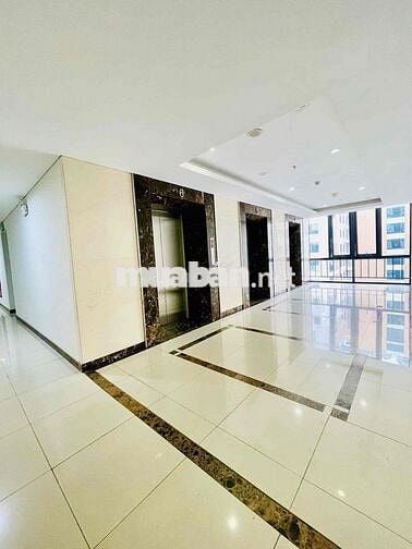 Bán căn chung cư lôc góc cao cấp,102m 3 ngủ,trung tâm ngoại giao đoàn