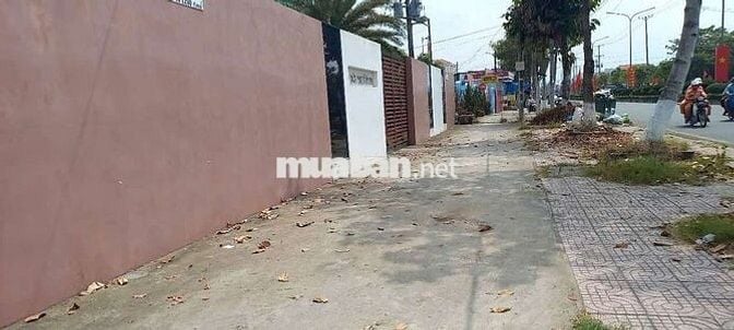 NHÀ CHO THUÊ GẦN TRUNG TÂM HÀNH CHÍNH LONG HỒ