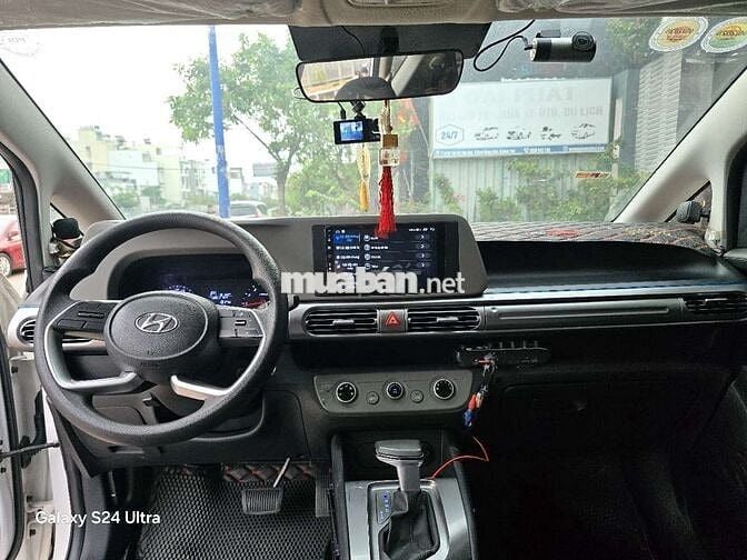 Hyundai Stargazer 2022 Tiêu chuẩn Trắng