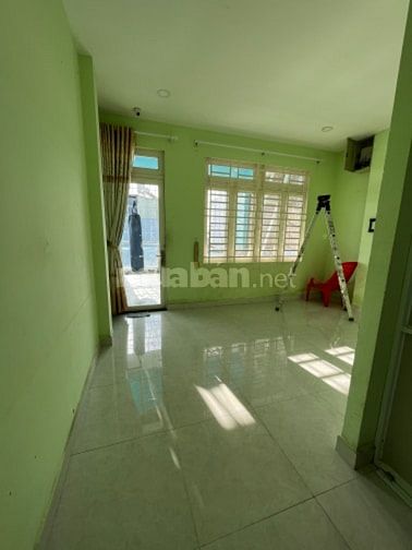 Định cư, cần bán gấp nhà phố , khu văn minh . 