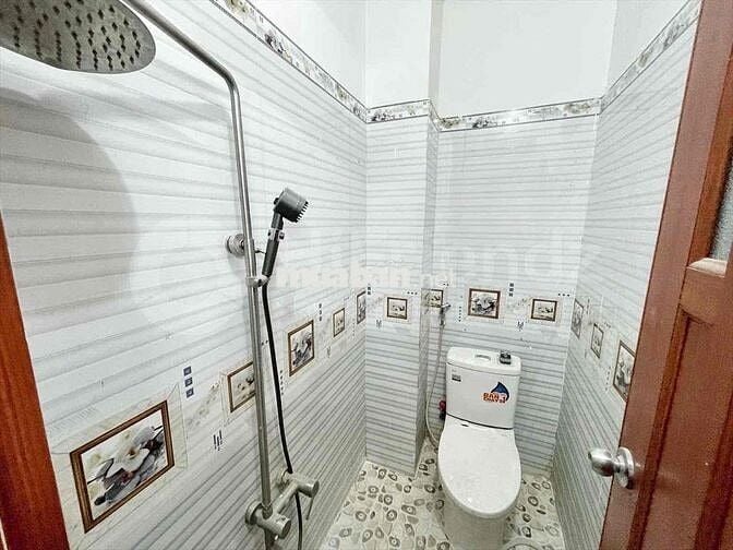 PHÒNG TRỌ CÓ GÁC BAN CÔNG TẠI QUANG TRUNG