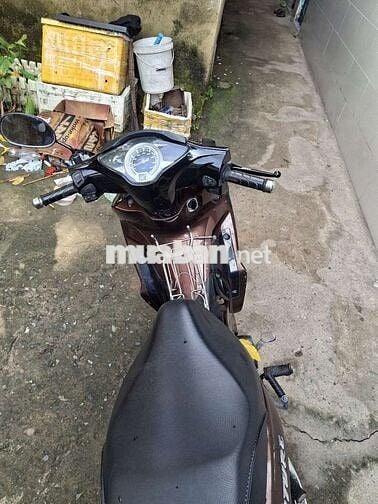 Cần đổi xe mới nên bán lại xe đang đi bình thường